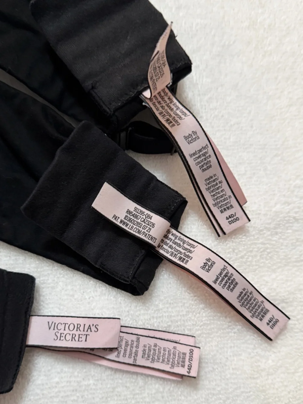 🖤 3 VICTORIA’S SECRET BODY BY VICTORIA LINED PERFECT COVERAGE BRA 44D BRAS - Picture 3 of 3
